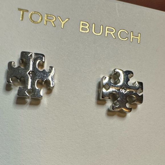 Tory Burch New Kira Silver Double T Logo Stud Earrings - Picture 10 of 10
